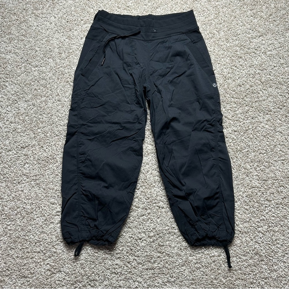 Lululemon Dance Studio Crops